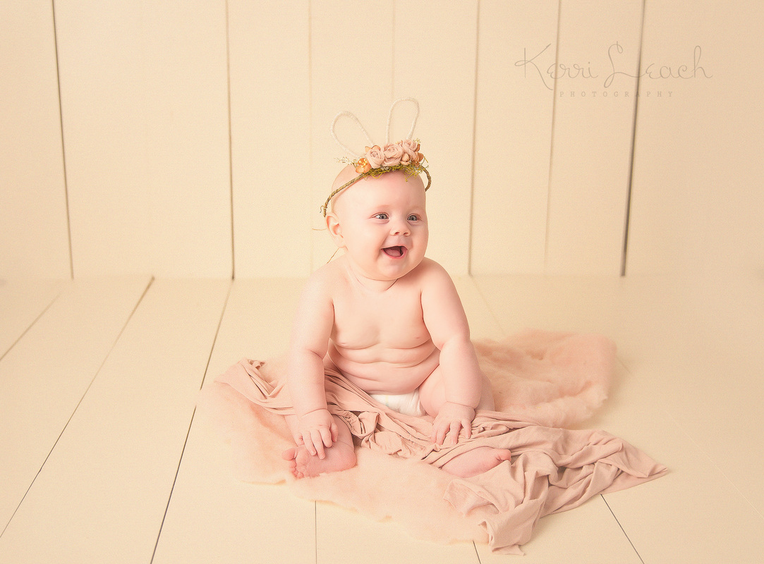 Kerri Leach Photography | Evansville IN | Newborn Photographer | Milestone Photographer | Evansville Photographer