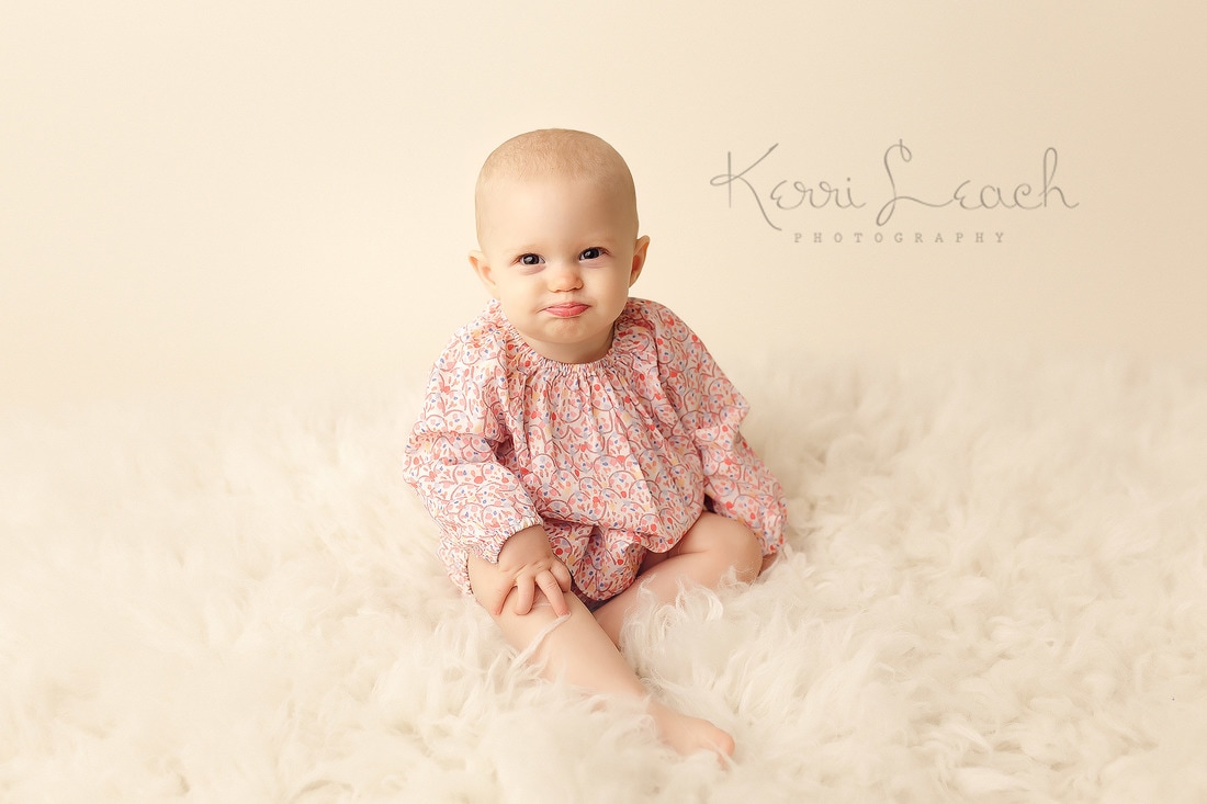 Kerri Leach Photography | 1 year session | Milestone session | Evansville, IN photographer | Newburgh, IN photographer