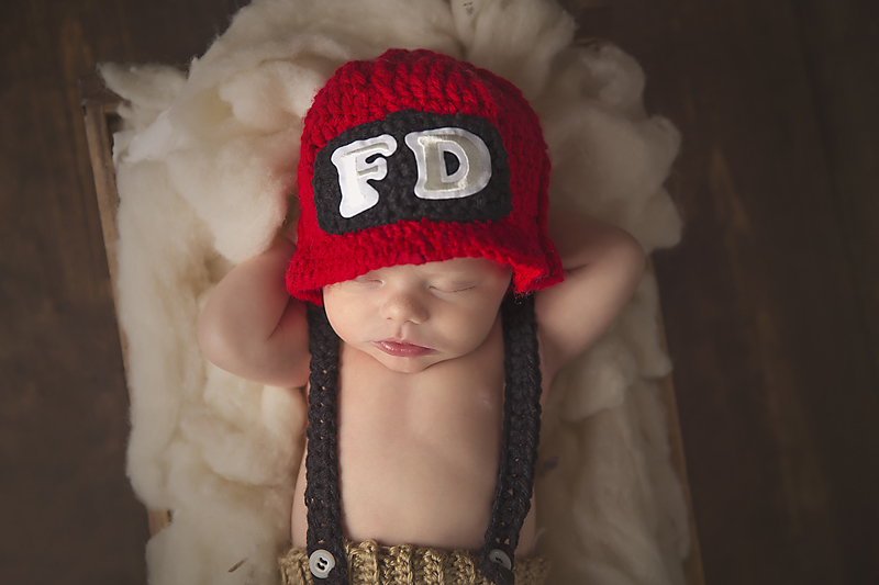 Kerri Leach Photographer | Evansville, IN newborn photographer | Newborn photography | Firefighter newborn set up