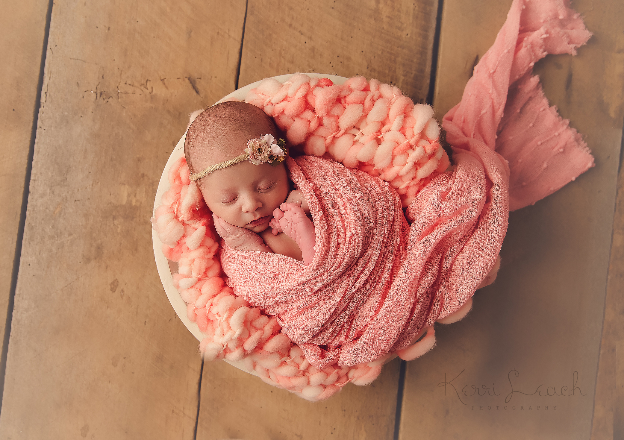 Kerri Leach Photography-newborn session-newborn photographer Evansville, IN-newborn photographer Indiana-newborn session poses