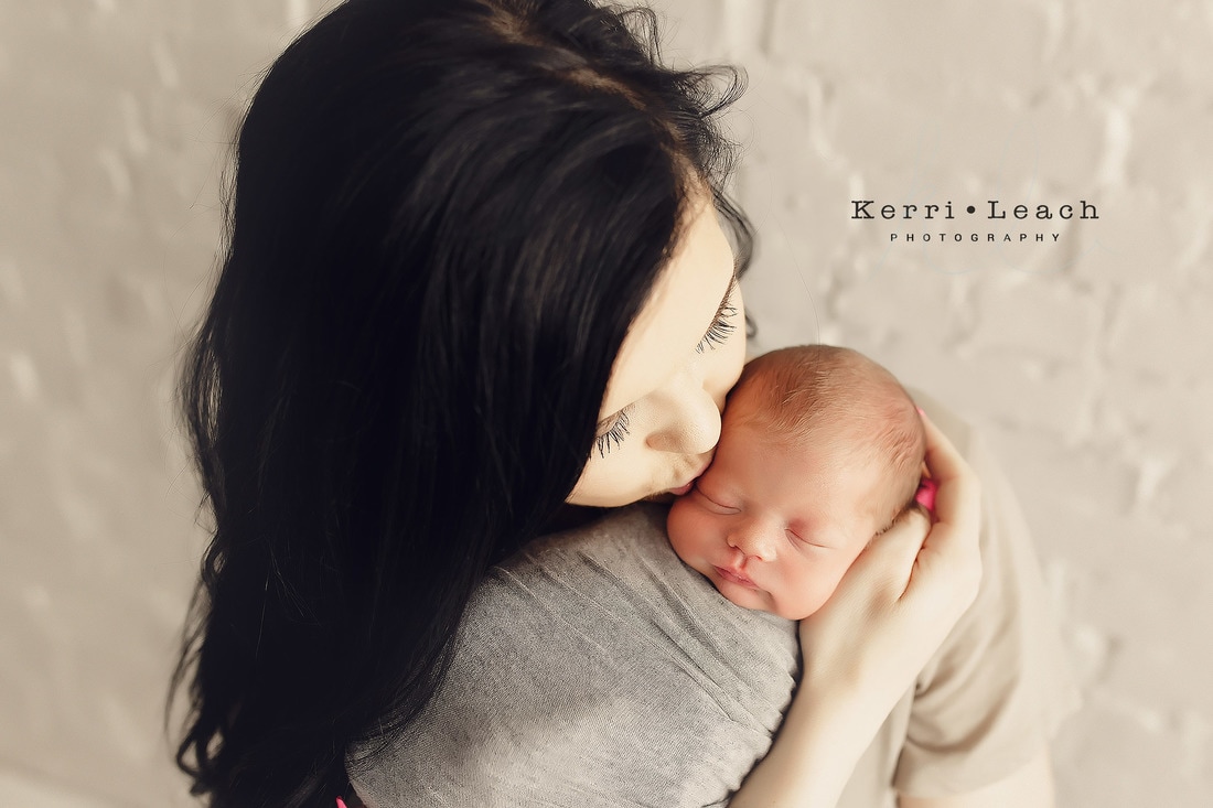 Kerri Leach Photography | Newburgh, IN photographer | Indiana newborn photographer | Newborn bean bag posing | Newborn posing | Newborn photography