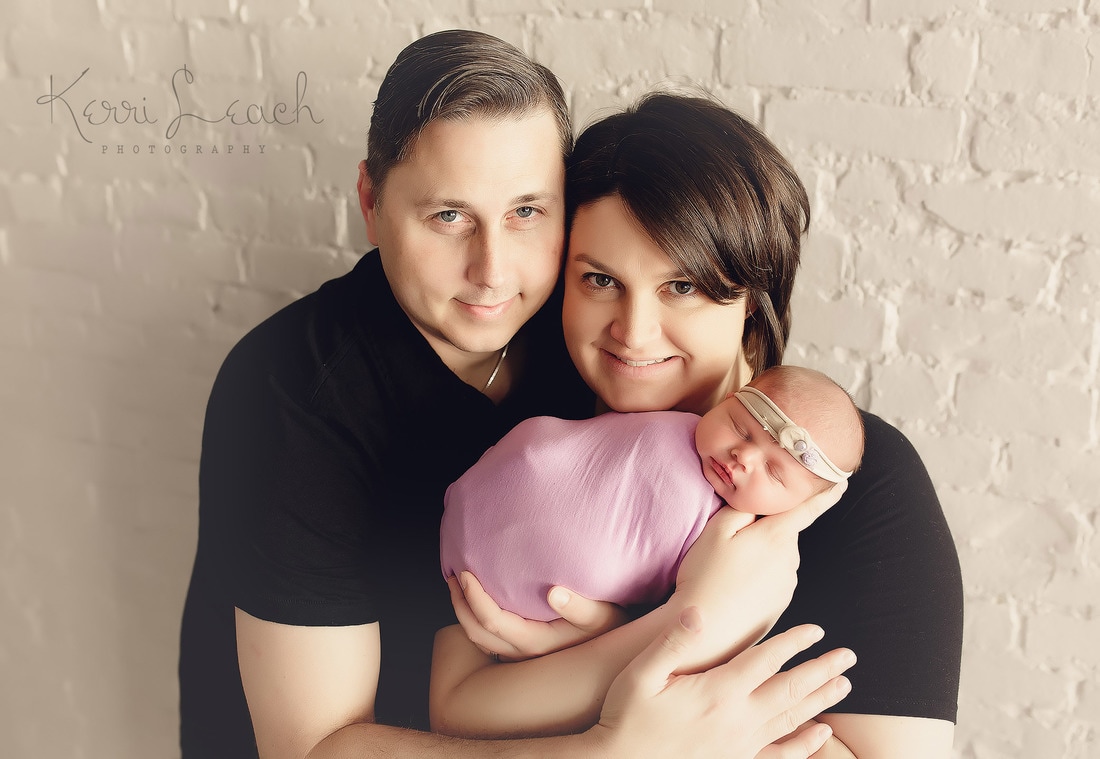 Newborn posing | Newborn bean bag posing | Newburgh, IN newborn photographer | Newborn photography | Newborn photography studio | Newborn family posing