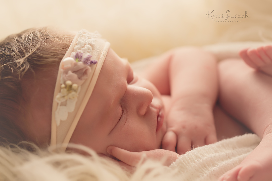 Kerri Leach Photography-Backlit newborn-Backlit photos-Newborn photography-Evansville newborn photographer-Indiana newborn photographer