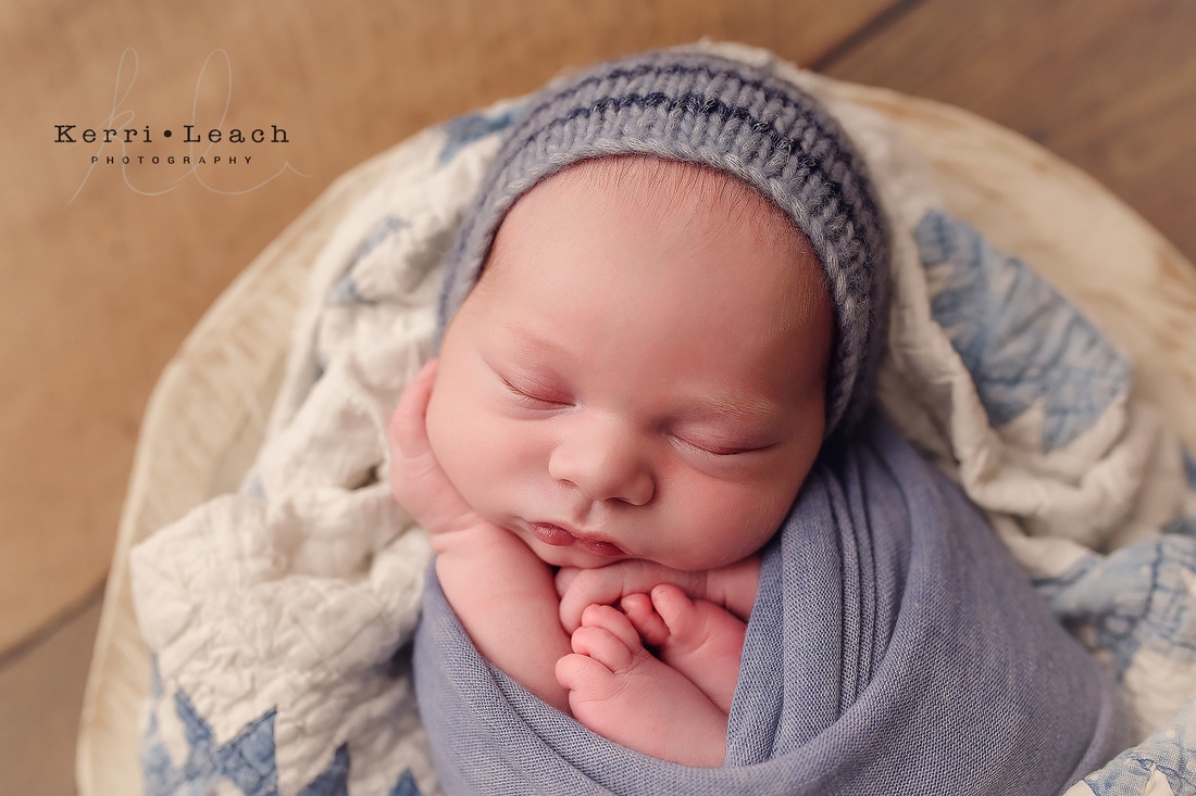 Kerri Leach Photography | Newborn photographer Evansville, Indiana | Owensboro area newborn photographer | Newborn mentoring Indiana | Newborn prop poses | Prop pose ideas | Newborn photography southern Indiana | Newburgh, IN photography studio
