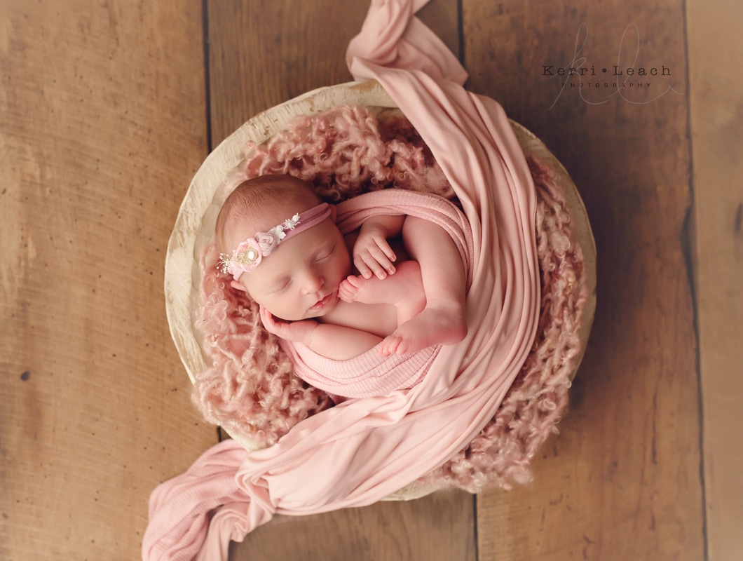 Kerri Leach Photography | Newborn photography Newburgh, IN | Newborn photography | Newborn prop poses | Newborn prop posing | Newborns