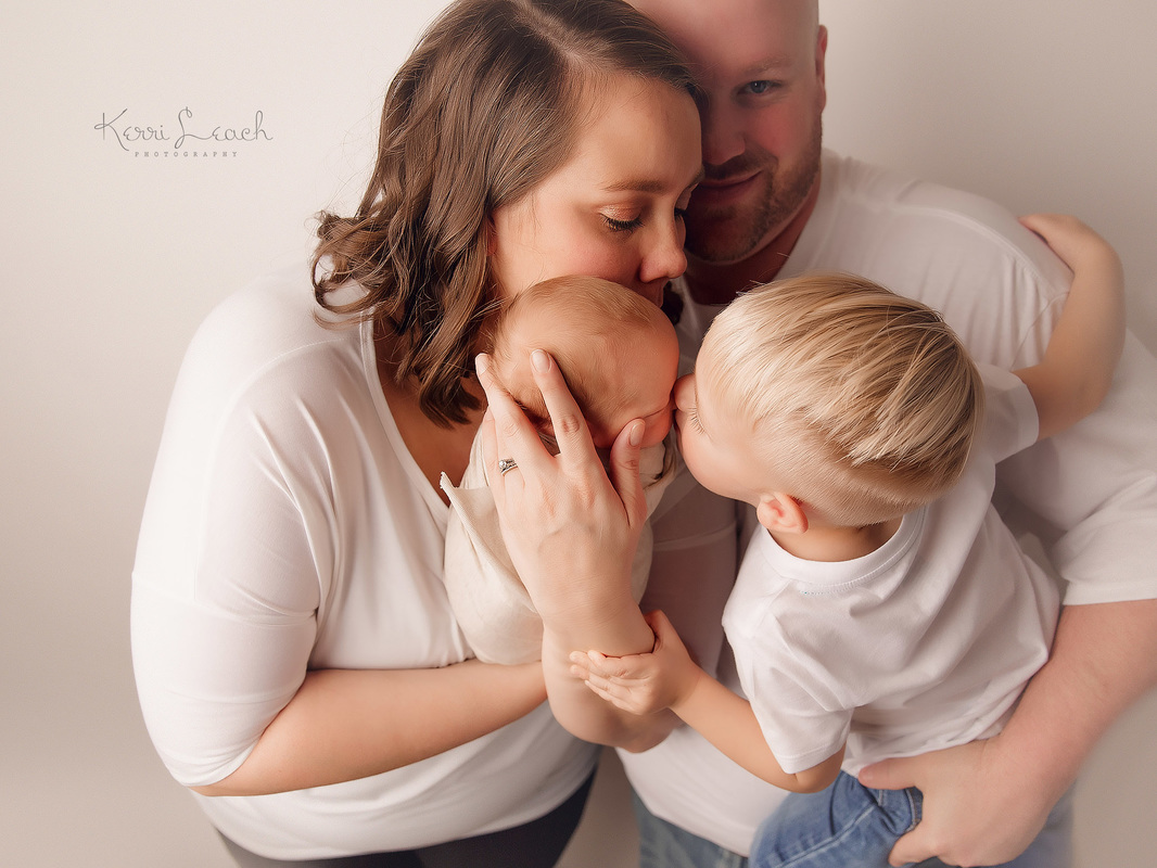 Kerri Leach Photography-Newborn session Evansville, IN,  newborn, Indiana newborn photographer