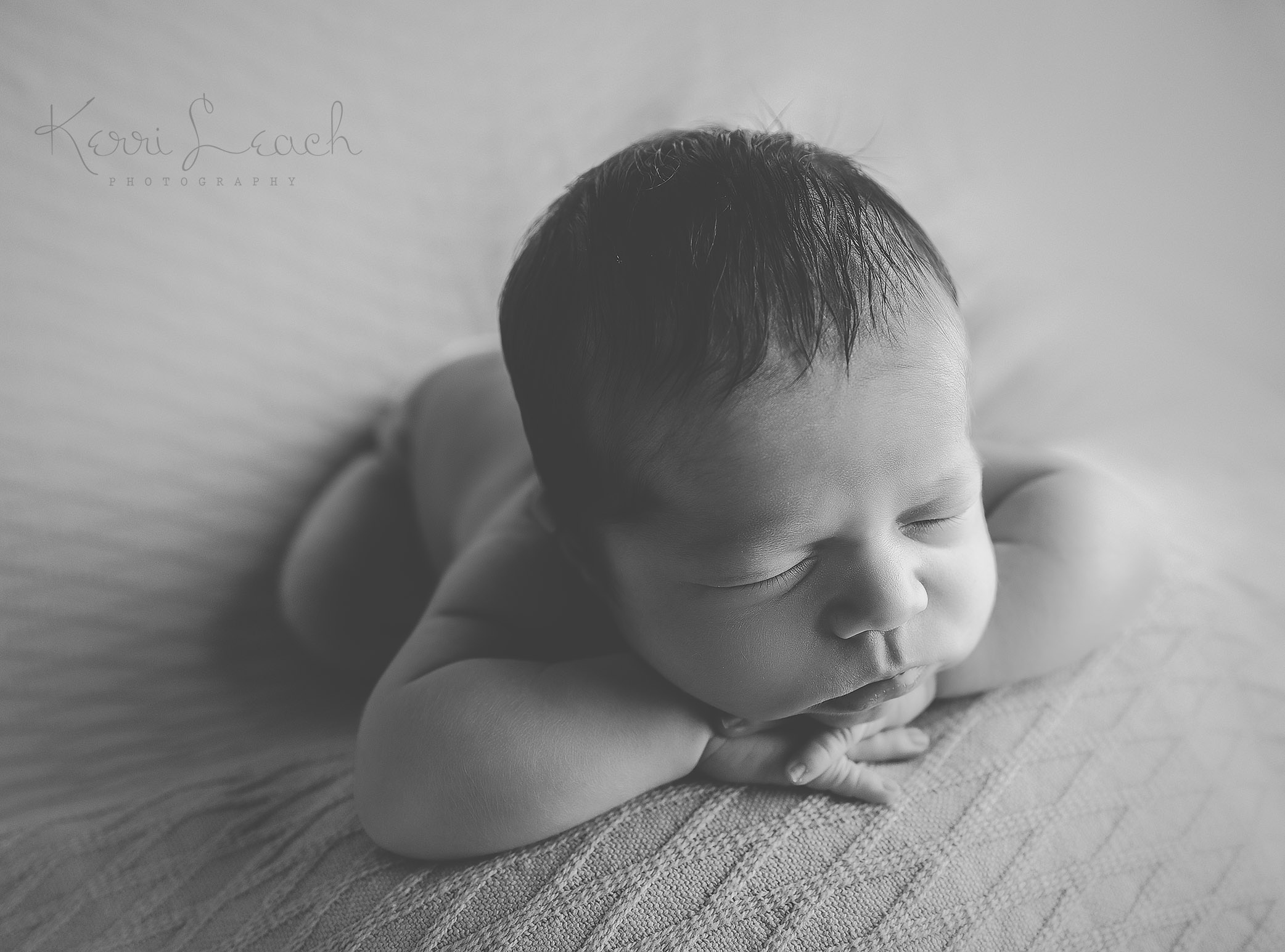 Newborn session Evansville, IN, Evansville, In newborn photographer-Newborn poses-Newborn photography